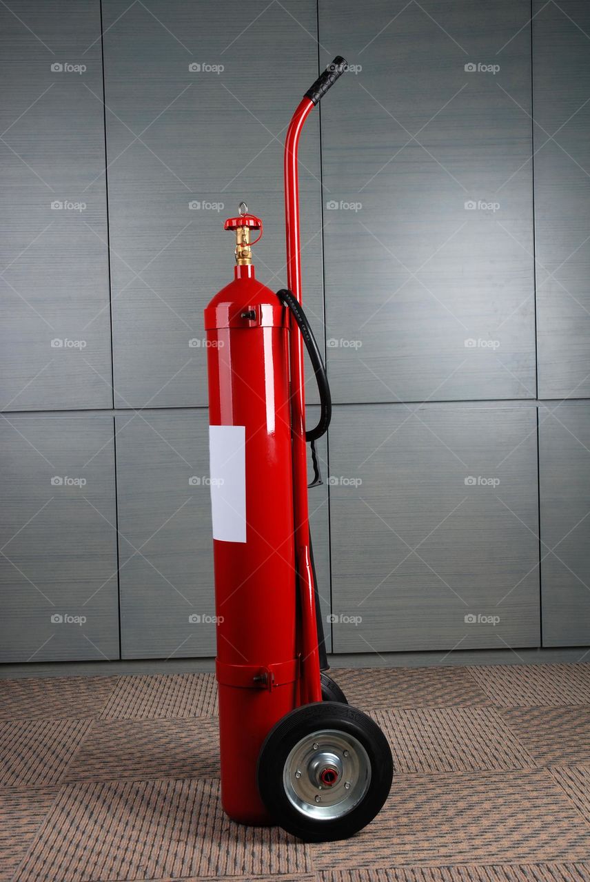 portable fire extinguisher, this tool usually has offices, hotels, and housing. The function of this tool is to extinguish the fire while waiting for the fire department to come