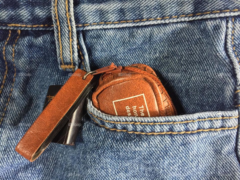 Tiny wallet on my pocket 