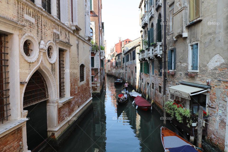 With gondola through the canal