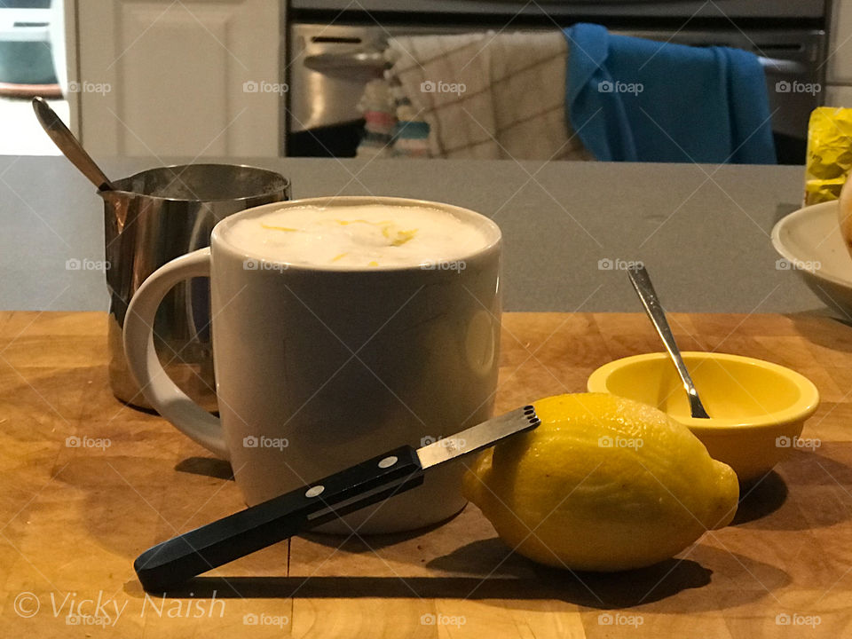 A London Fog latte is traditionally made with a strongly steeped Earl Grey tea, a pinch of lavender & vanilla. This Earl Grey latte was made with the same strong tea, foamed milk, fresh lemon rind & a dusting of fine sugar. Yummy!