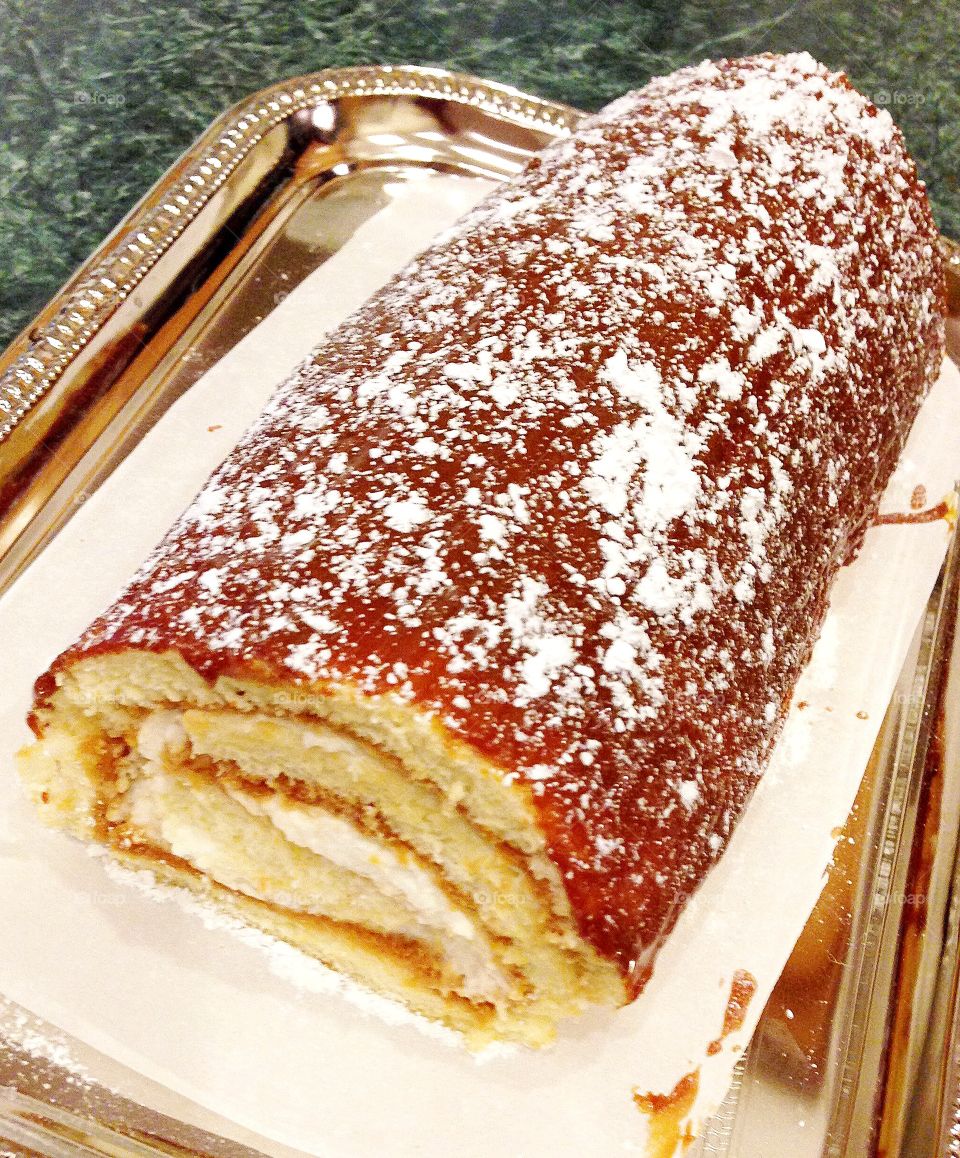 Cream roll cake 