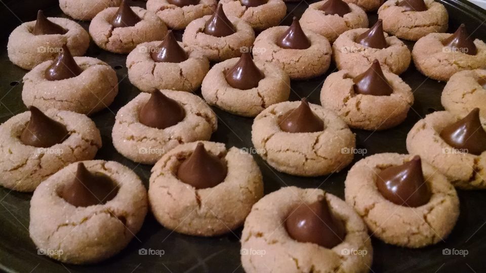 Peanut Butter Kiss Yum Cookies