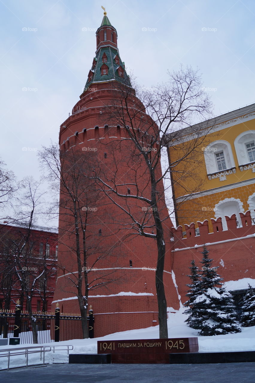 Угловая Арсенальная башня Московского Кремля