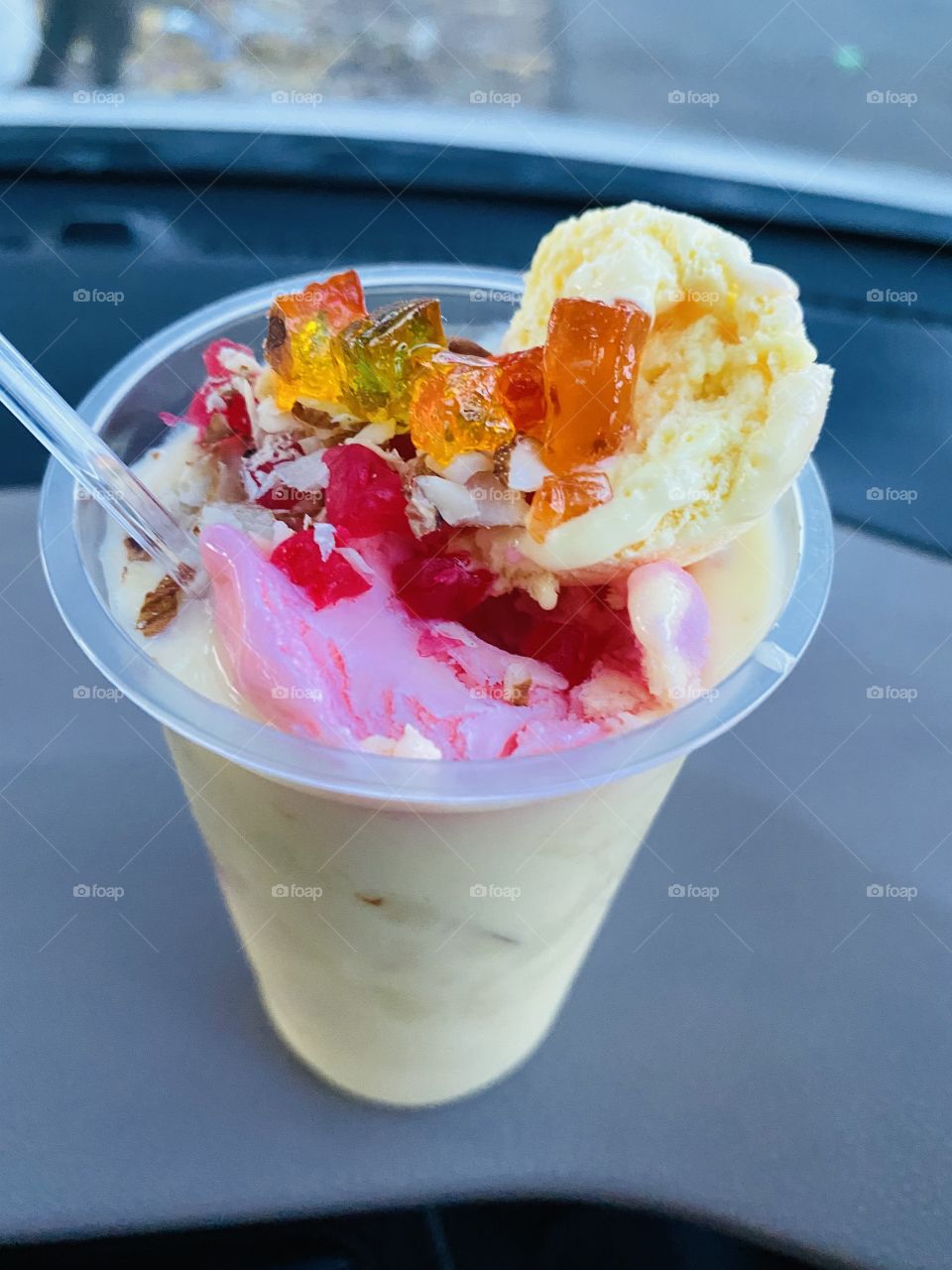 This is the picture of fruit icecream madr at home.  By using of dairy products and fruits jelly .. i hope you will like it 