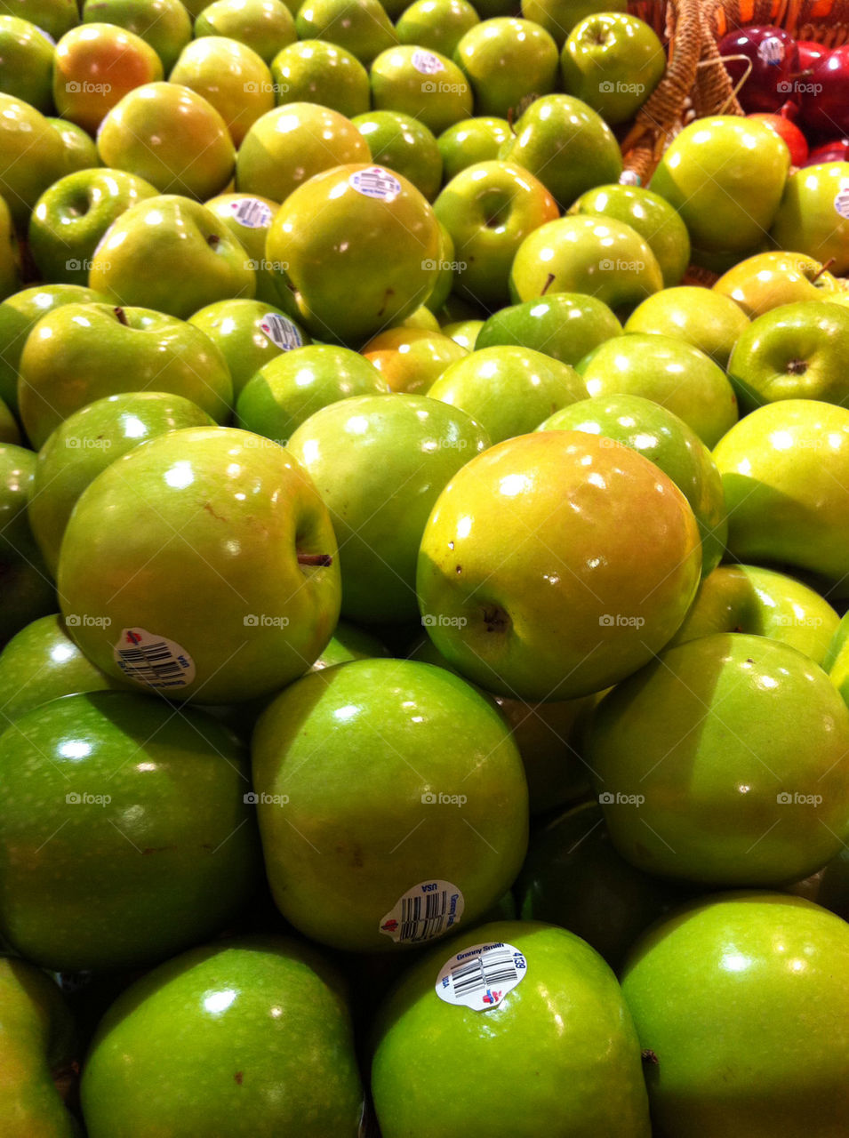 green food apples fruit by noodlebu