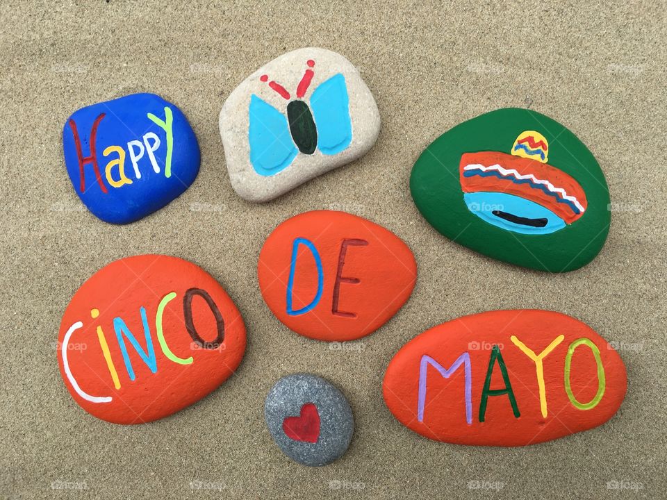 Happy Cinco de Mayo on colored stones