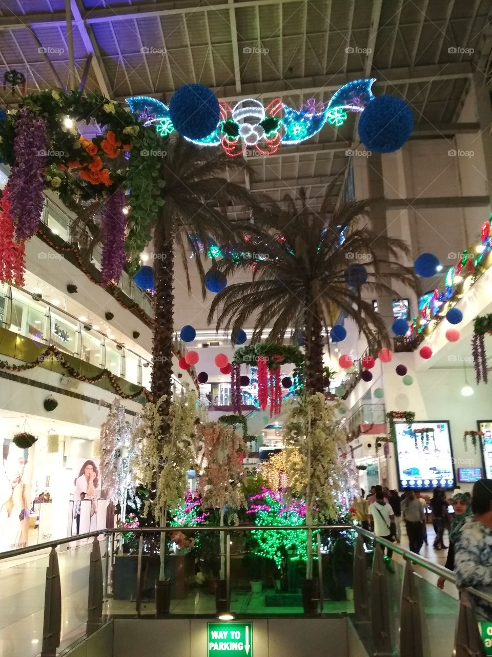 Artificial decoration