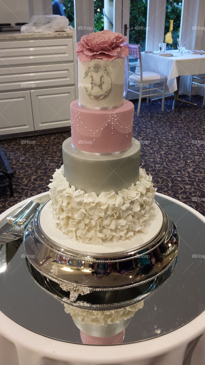 wedding cake