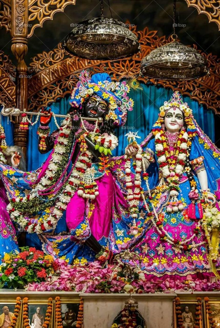 Radha and Krishna - Without Radha, Krishna is incomplete and without Krishna, Radha cannot be complete. Modern-day couples have been inspired by the eternal love story of Radha and Krishna. Even after so many eras, heavenly couple Radha-Krishna.