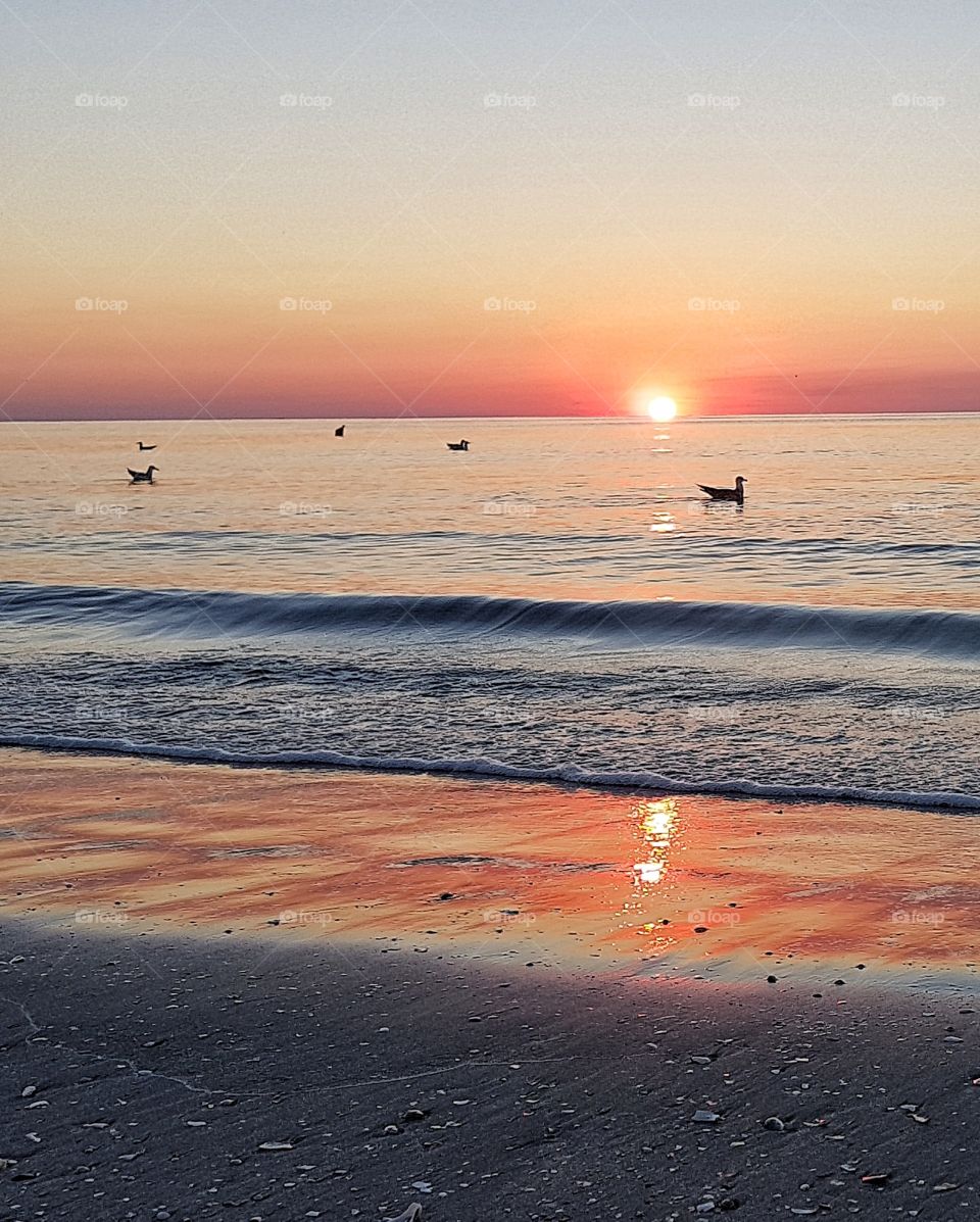 Sunrise in Mamaia Resort in September