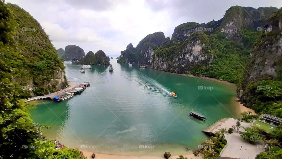 Going to the beach on every vacation helps me relieve stress most effectively. When I go to a sea, I always take pictures to remember the seas I've been through. 