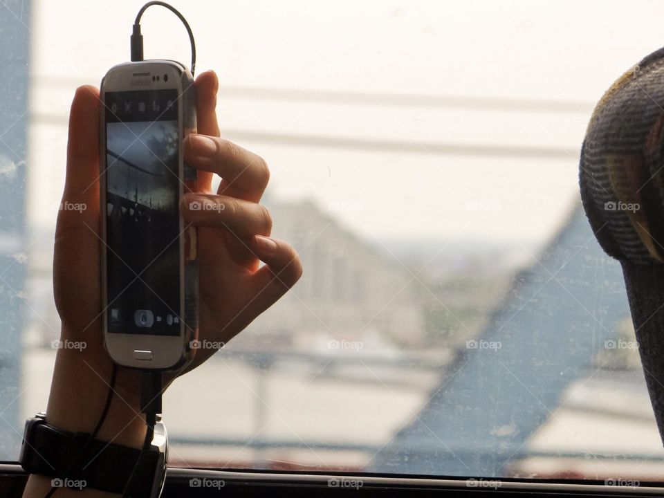 Capturing the travel moments in the phone