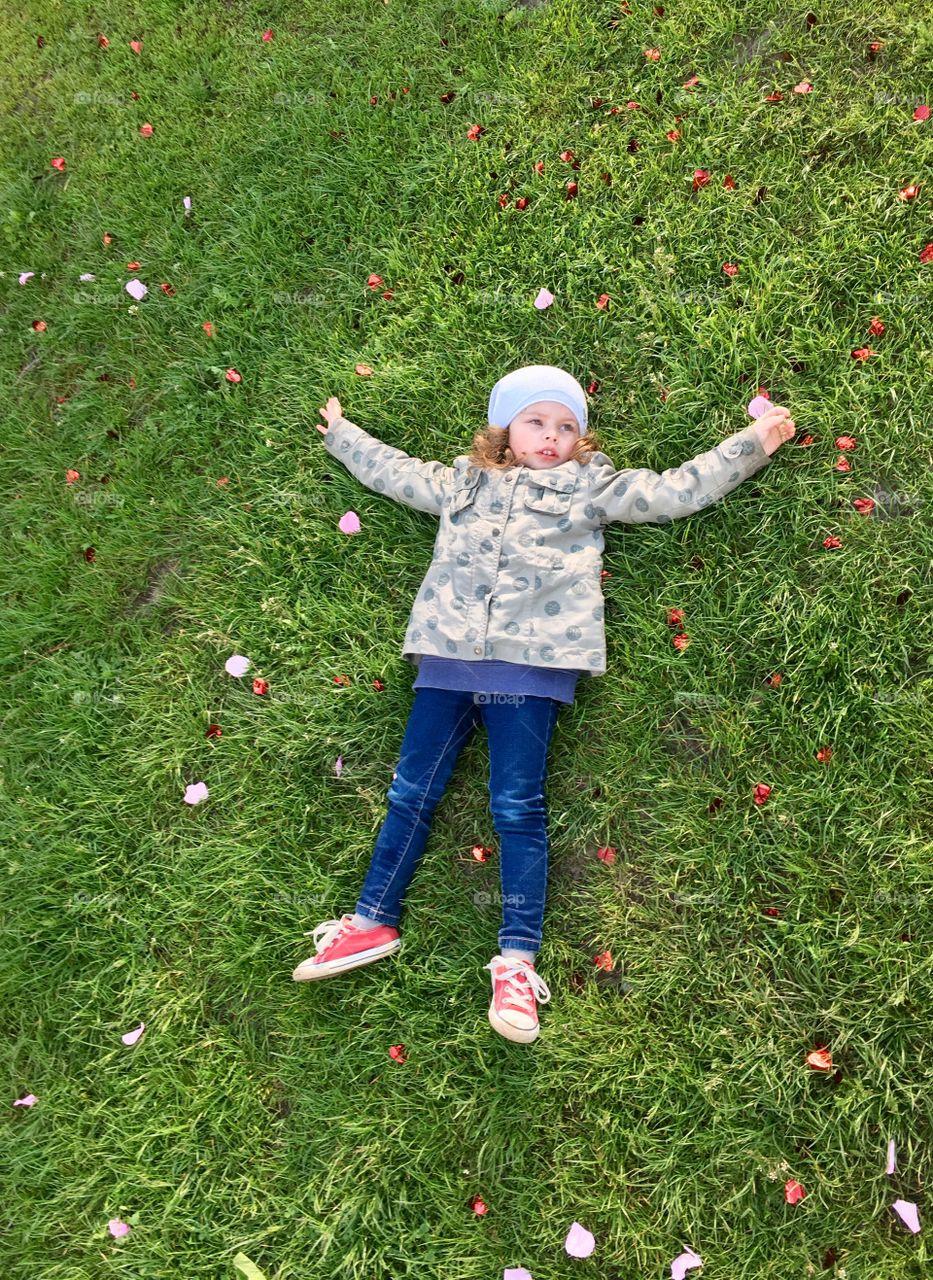 Child, Grass, Fun, Little, Outdoors