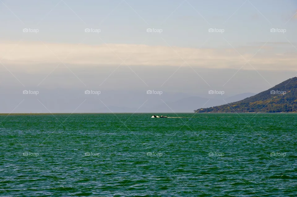Море
