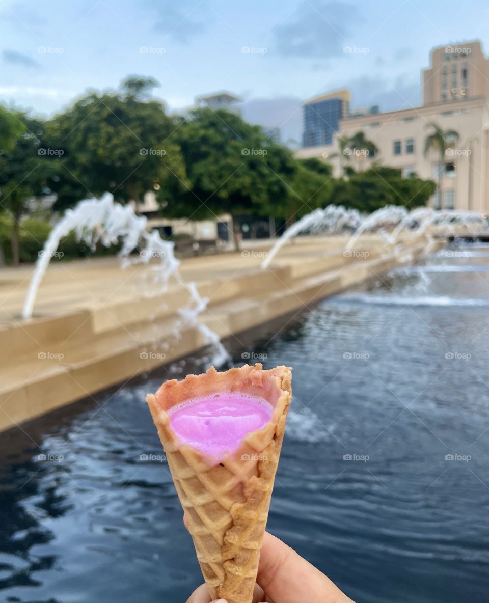 Gelato oh noooooo it’s almost gone 