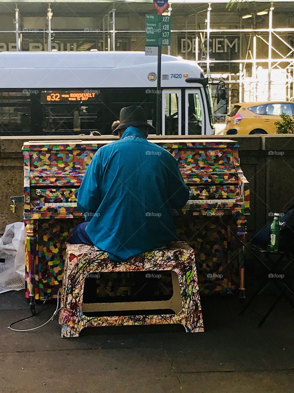 Colorful Street Artist 