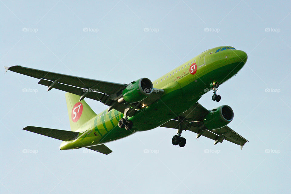 Green airplane 