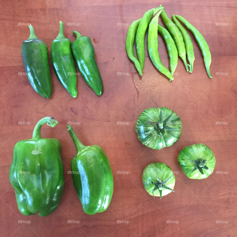 Different green peppers