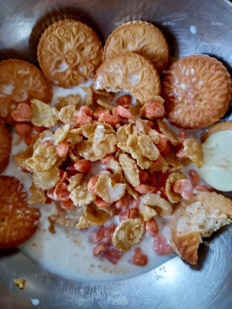 simple biscuits and cereals snacks with milk.