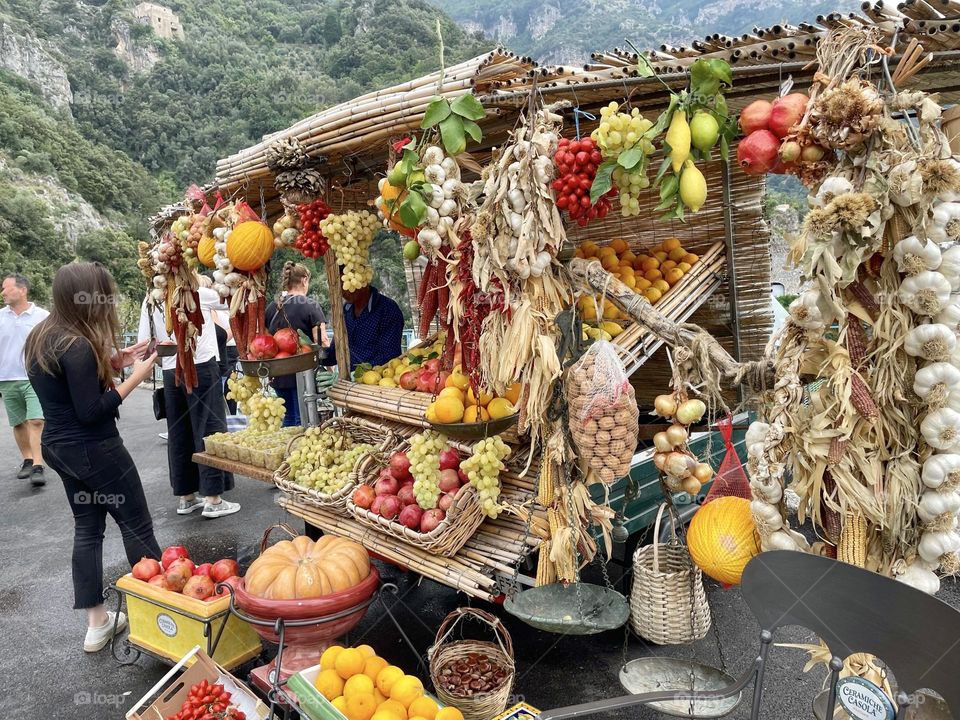 Fruit stand 