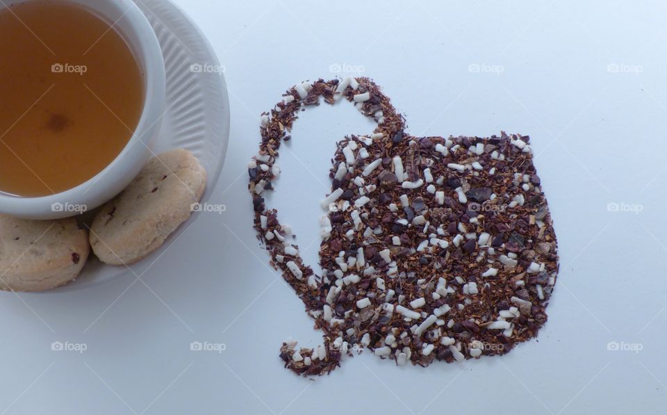 Decorative tea cup made with herbs