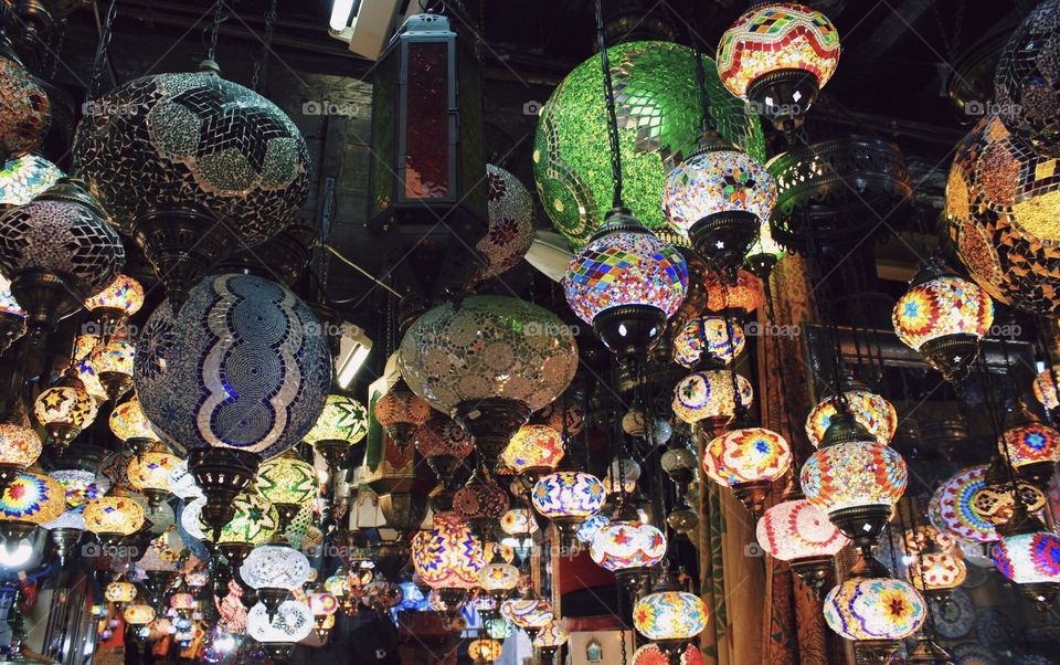 A trip through the Arab markets in Granada