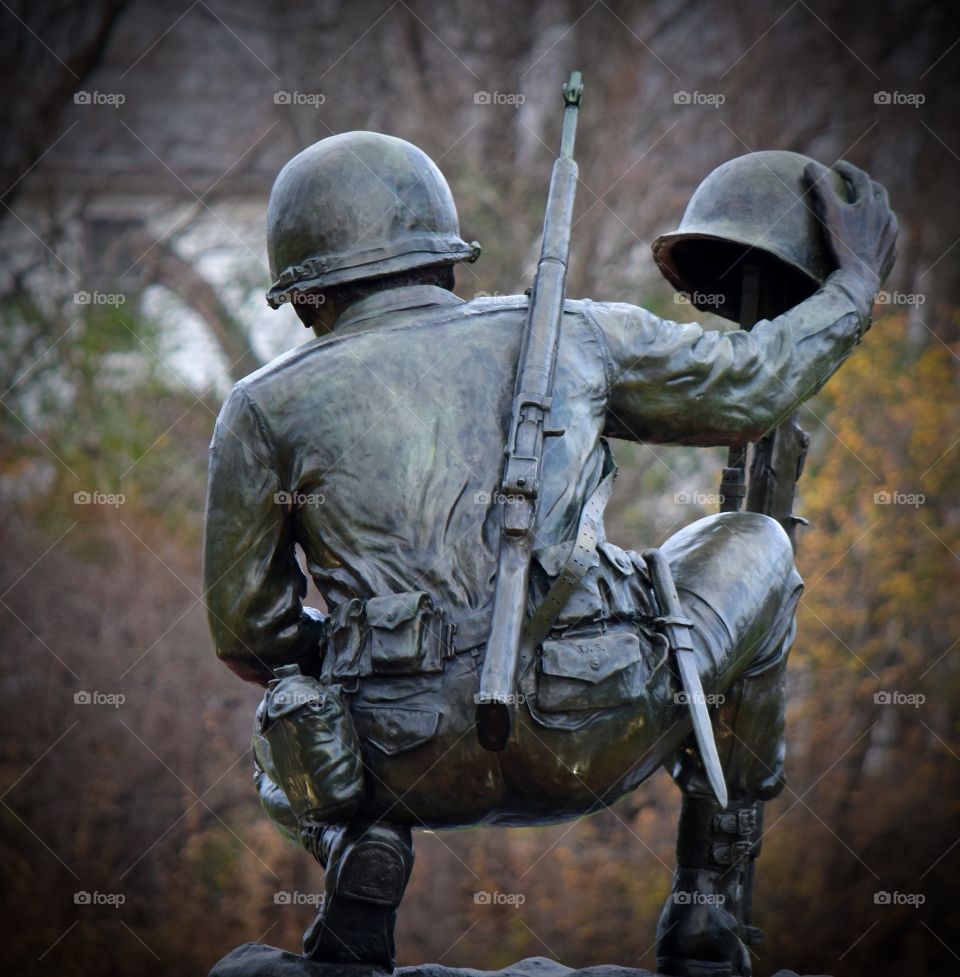 Statue of soldier