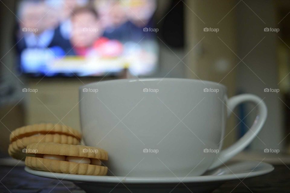 coffe with biscuits
