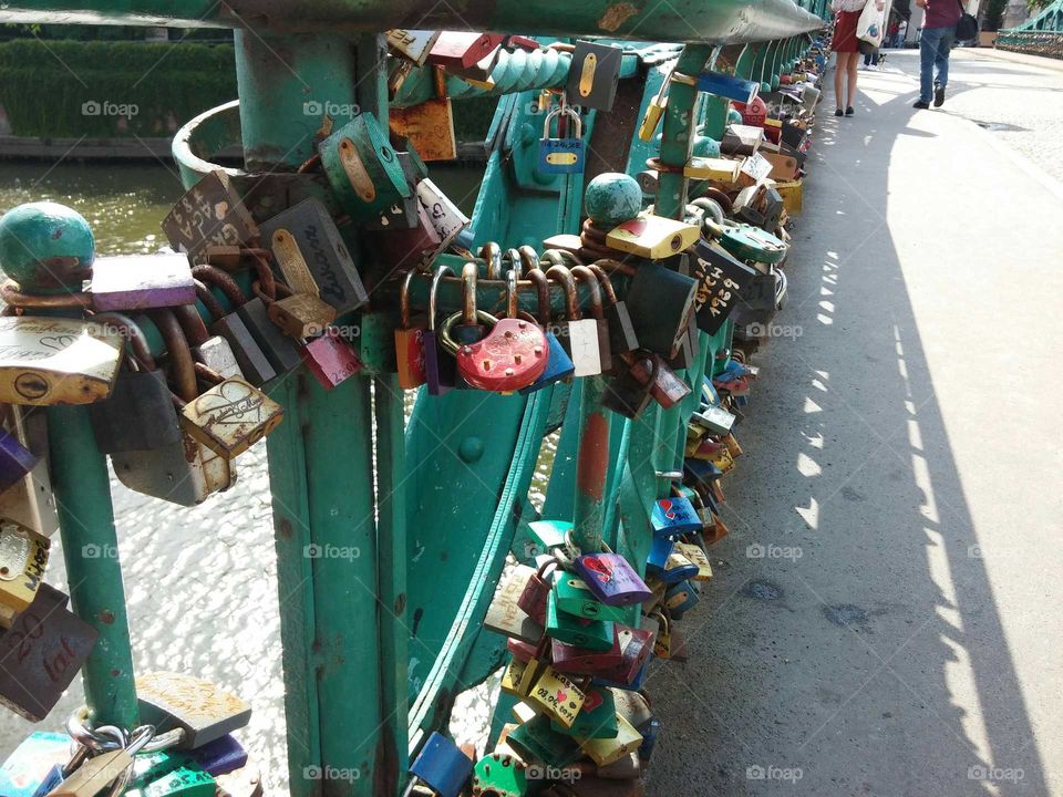 lovers bridge