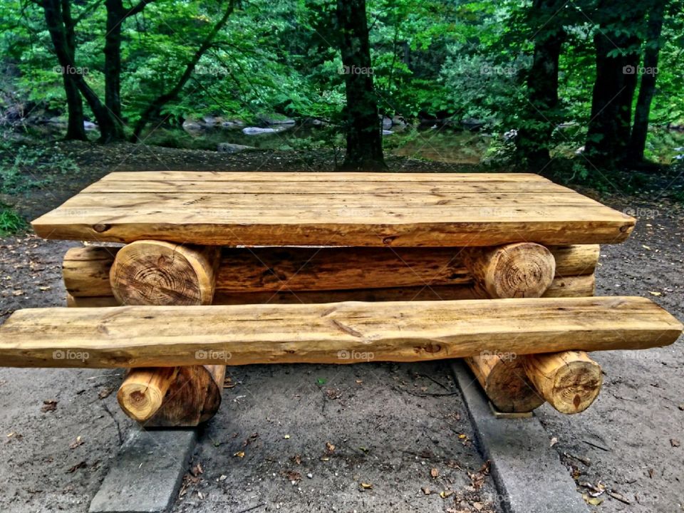 Log bench