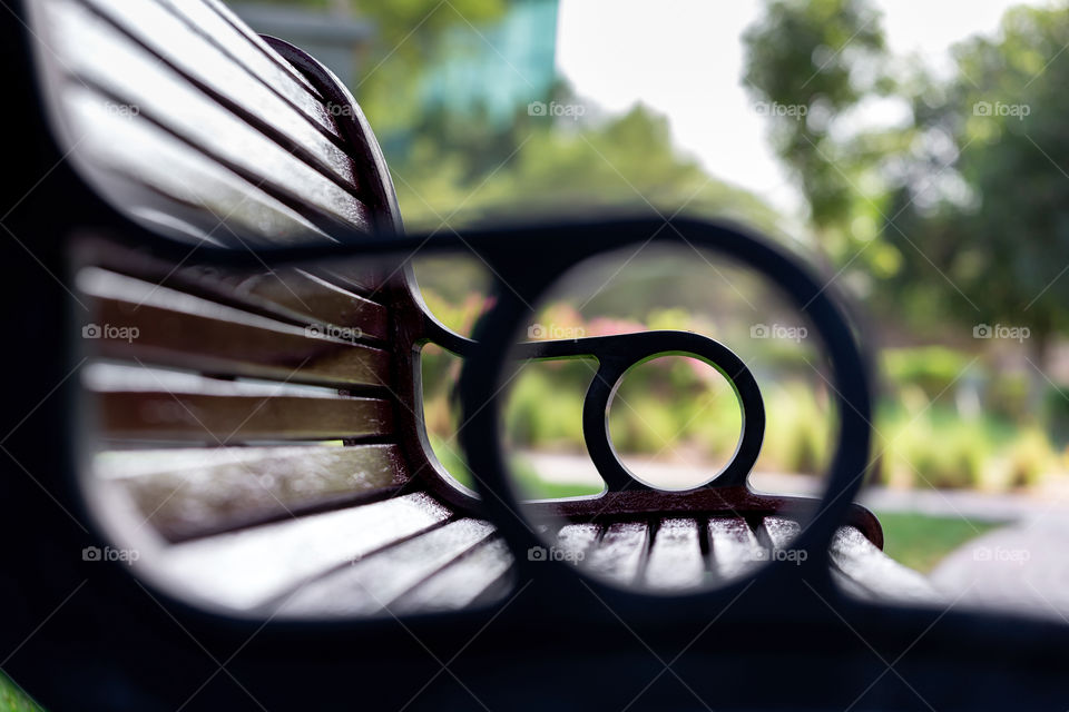 Round bench handles in the public park