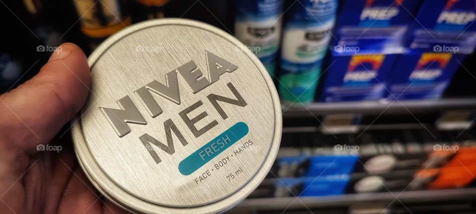 Nivea Creme Men, Tin and lotions