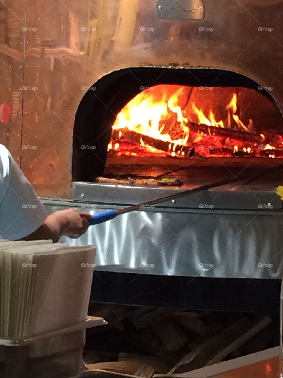 Wood fire pizzeria 