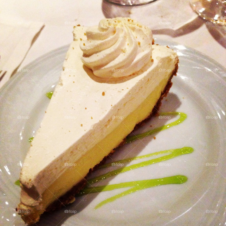 Key lime pie