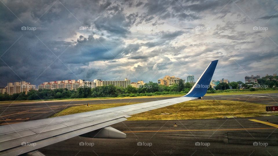 View of a aircraft wing