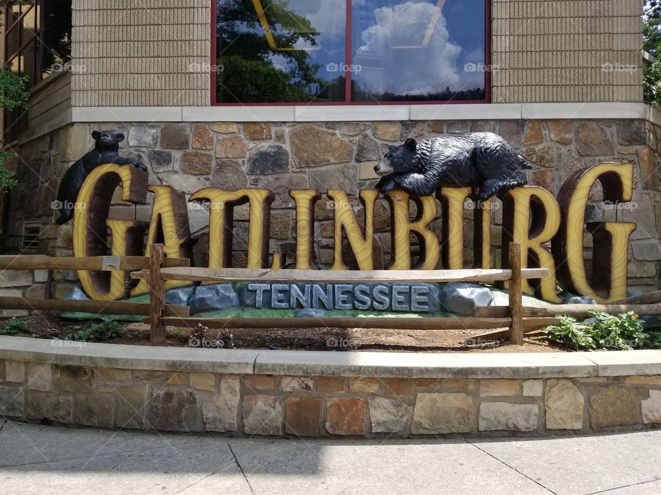 Gatlinburg TN sign