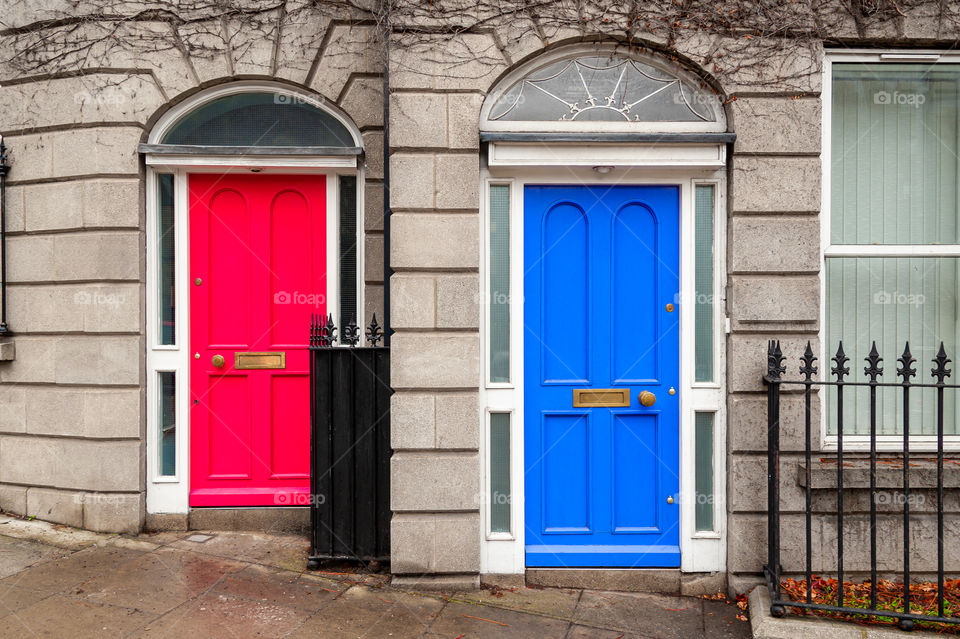 Red door, blue door.