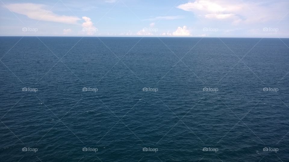 Ocean till horizon