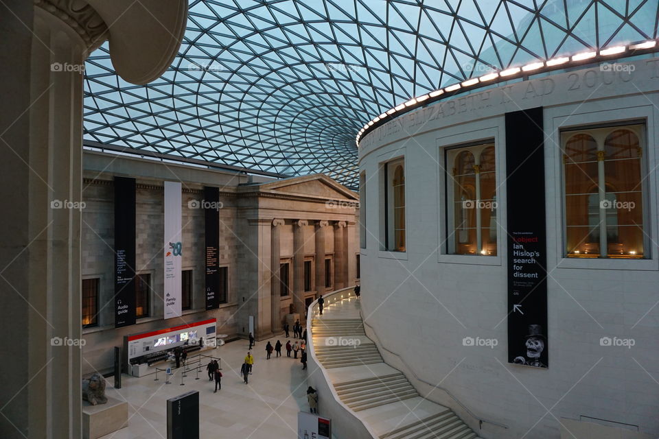 Visiting The British Museum .. London .. stunning roof