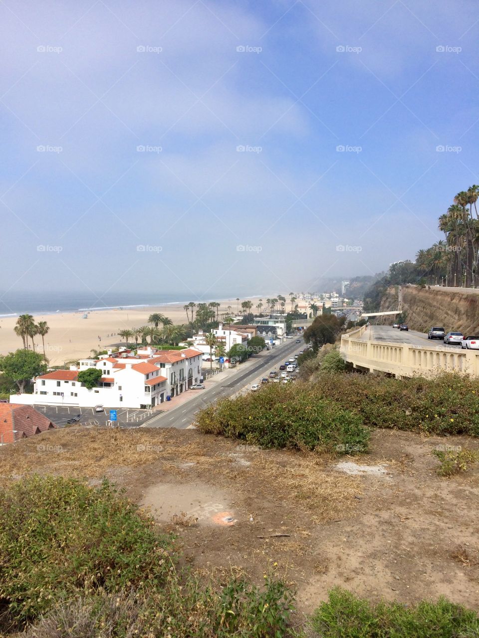 Jaw dropping shoreline of Santa Monica Beach