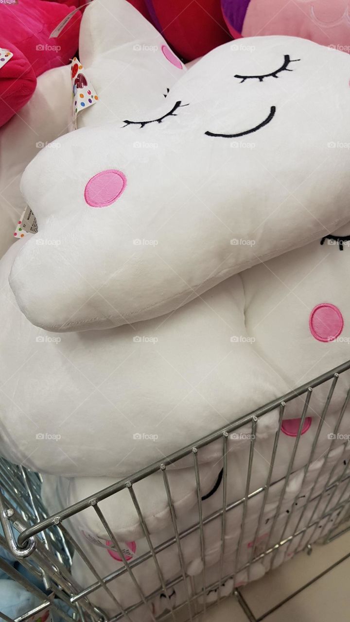 White plush cloud toy