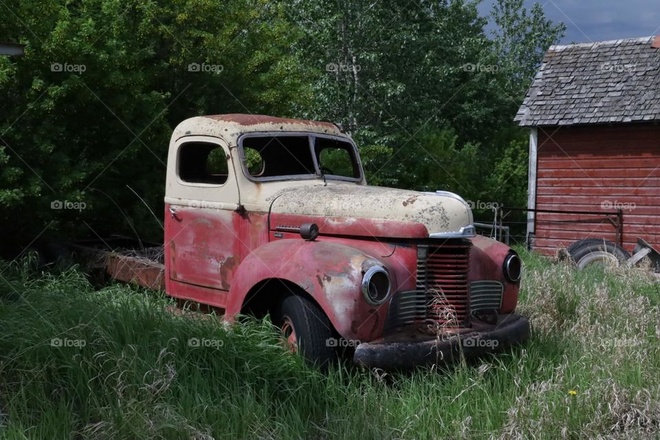 On the farm old truck 