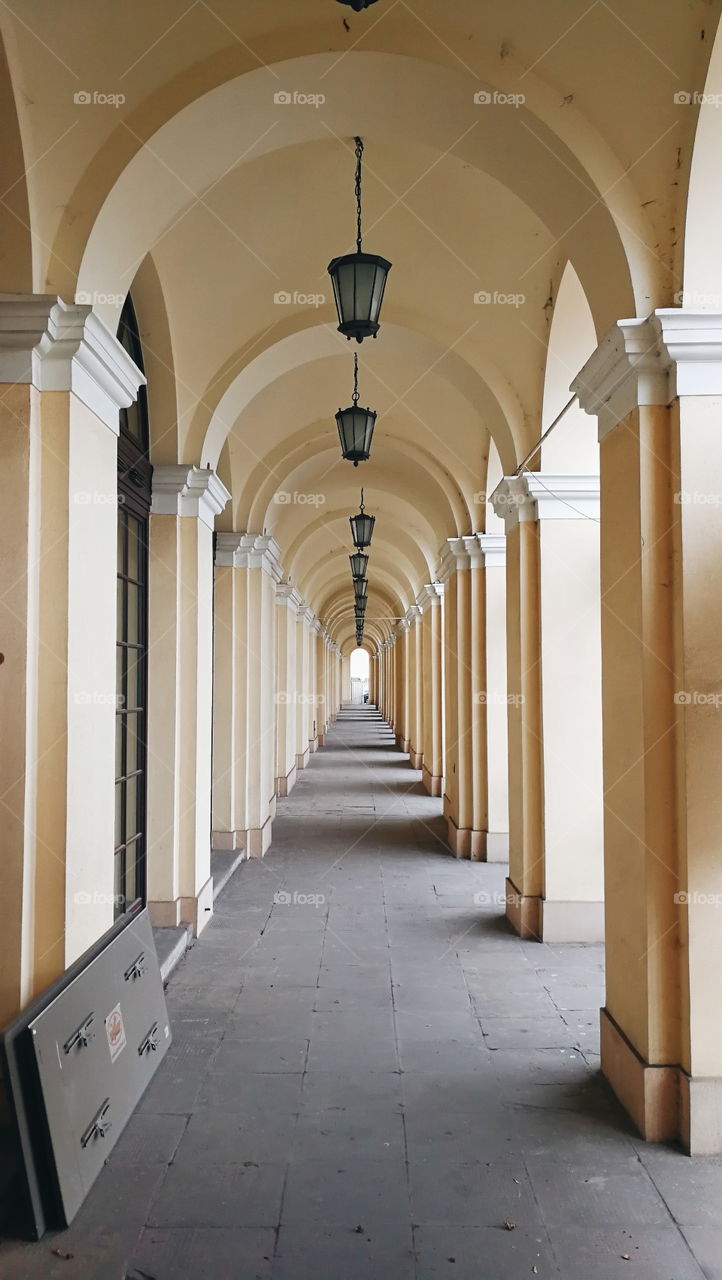 Architecture, No Person, Hallway, Column, Indoors