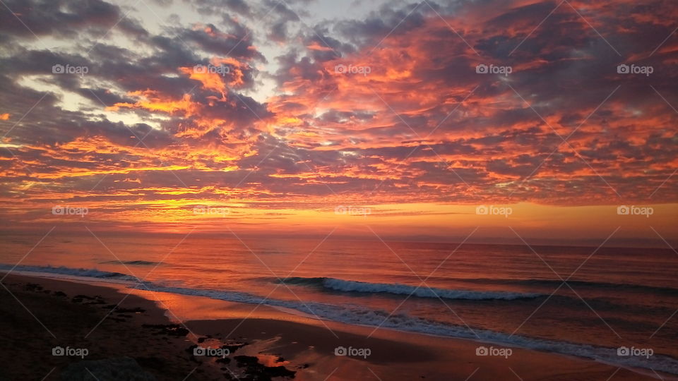 Закат.Небо.Красивый.Огненный.Море.