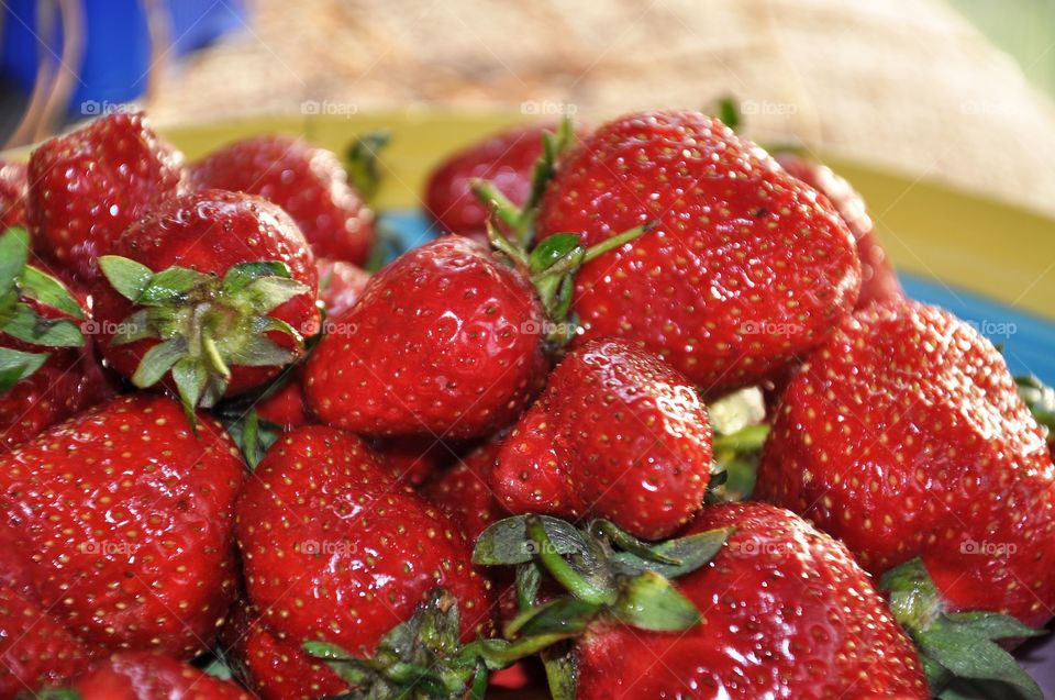 ripe strawberries on the plate