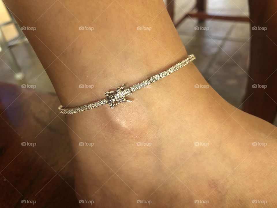 Diamonds anklet