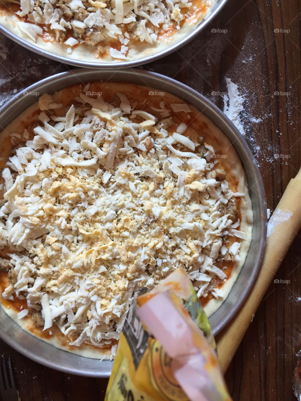 Steps to make pizza at home