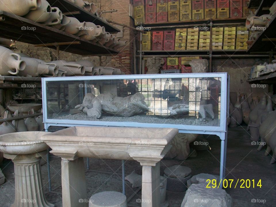 artifacts and relics of Pompeii
