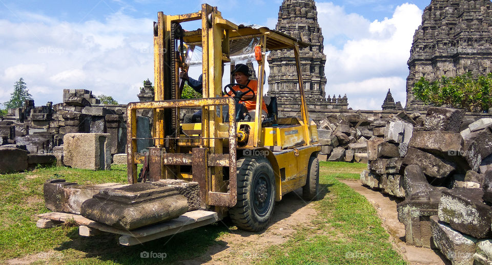 Rebuild the ruin of temple