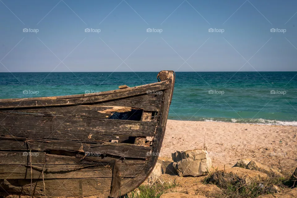Broker boat